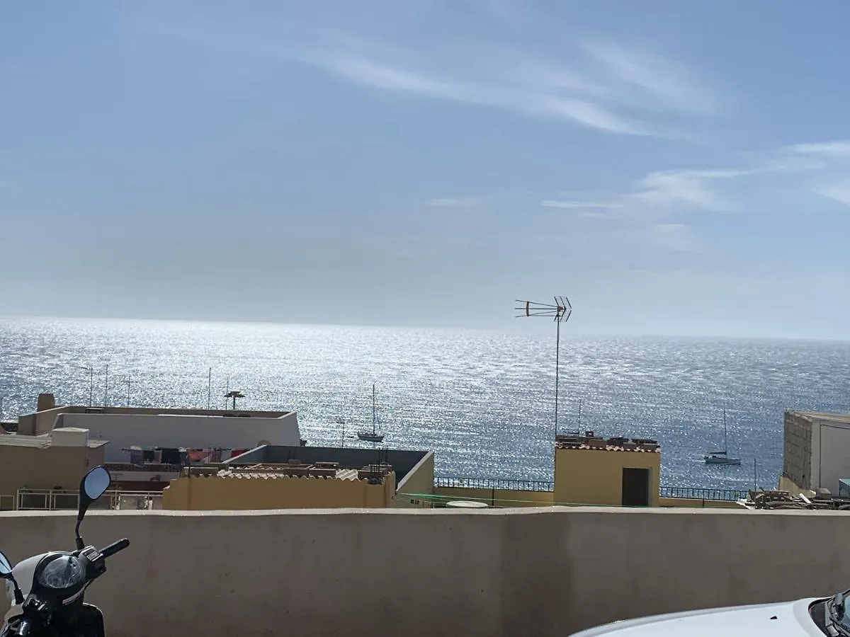 Homestay Luxury Rooms In Apartment Shared A Los Cristianos Playa Aire Conditioner Habitaciones Privada Stanza Arona
