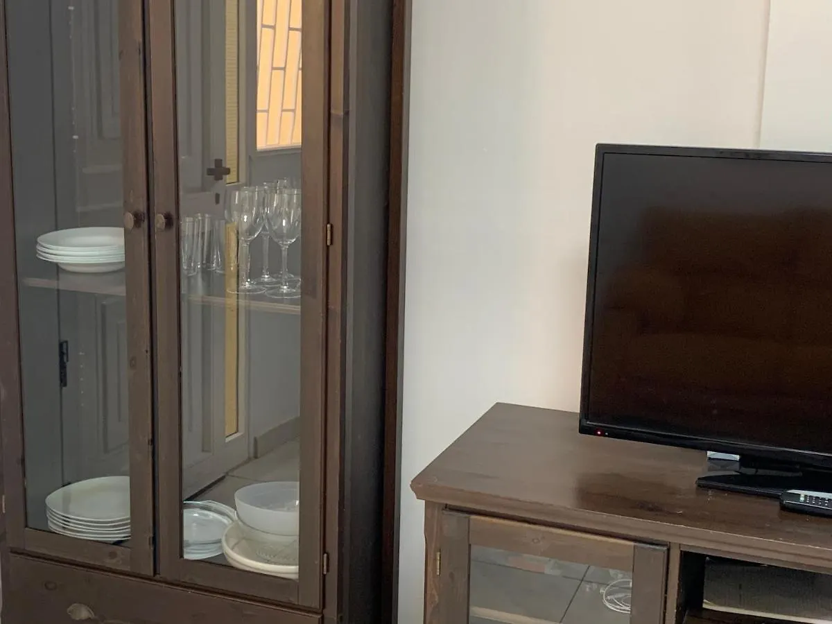 Luxury Rooms In Apartment Shared A Los Cristianos Playa Aire Conditioner Habitaciones Privada Stanza Arona  Arona (Tenerife)