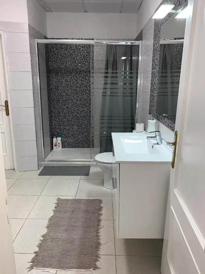 Luxury Rooms In Apartment Shared A Los Cristianos Playa Aire Conditioner Habitaciones Privada Stanza Arona  0*, Arona (Tenerife) Spain